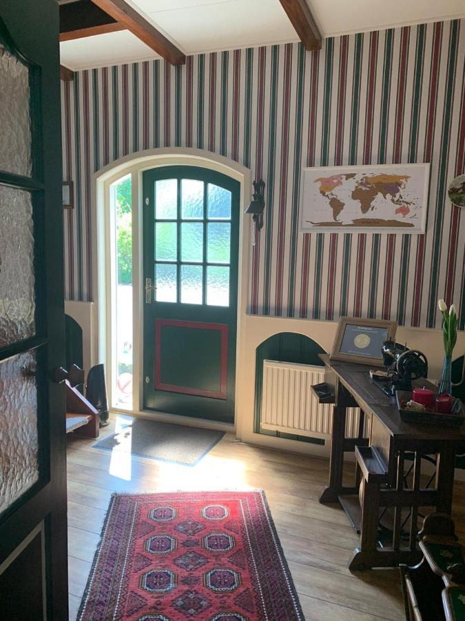 De Kaagse Koe Bed & Breakfast *